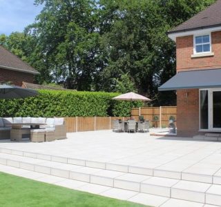 Pro Porcelain Aspect Ivory patio with steps