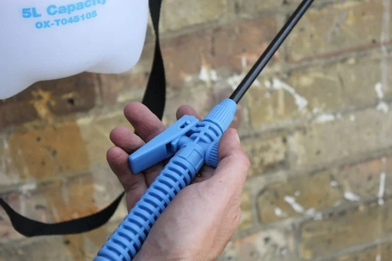 Ox Trade Pump Action Pressure Sprayer 5 litres - Image 3