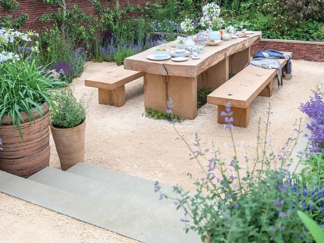 Goldpath with garden seating