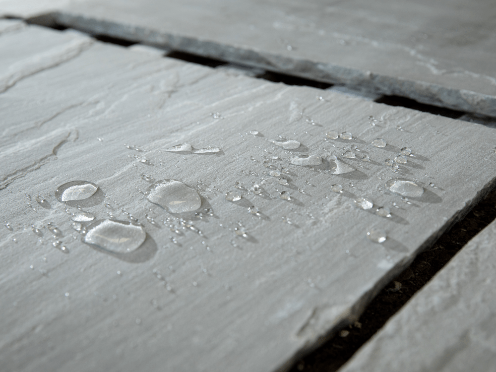 Pre Sealing Waterbeading on sealed natural sandstone