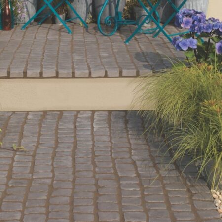 Bradstone Charcoal Carpet Stones