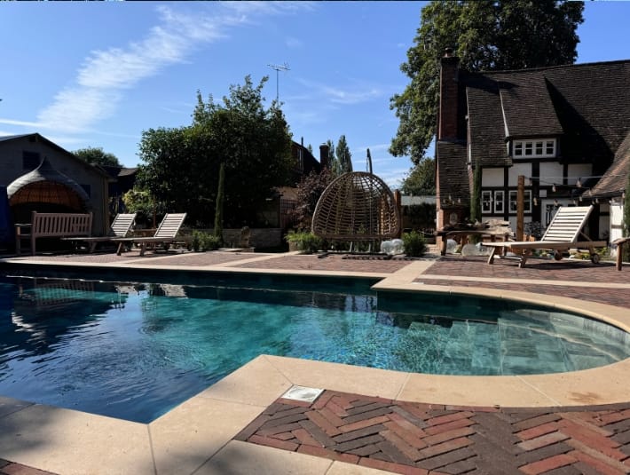 Sinai Pearl curved pool copings TAW Garden Landscapes