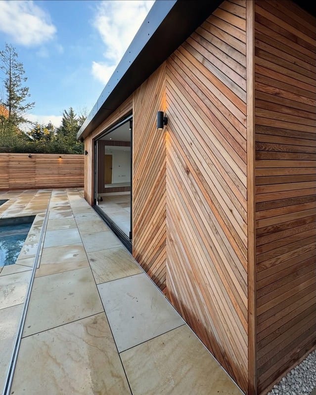 Western Red Cedar Battens 18 x 44mm - Image 2