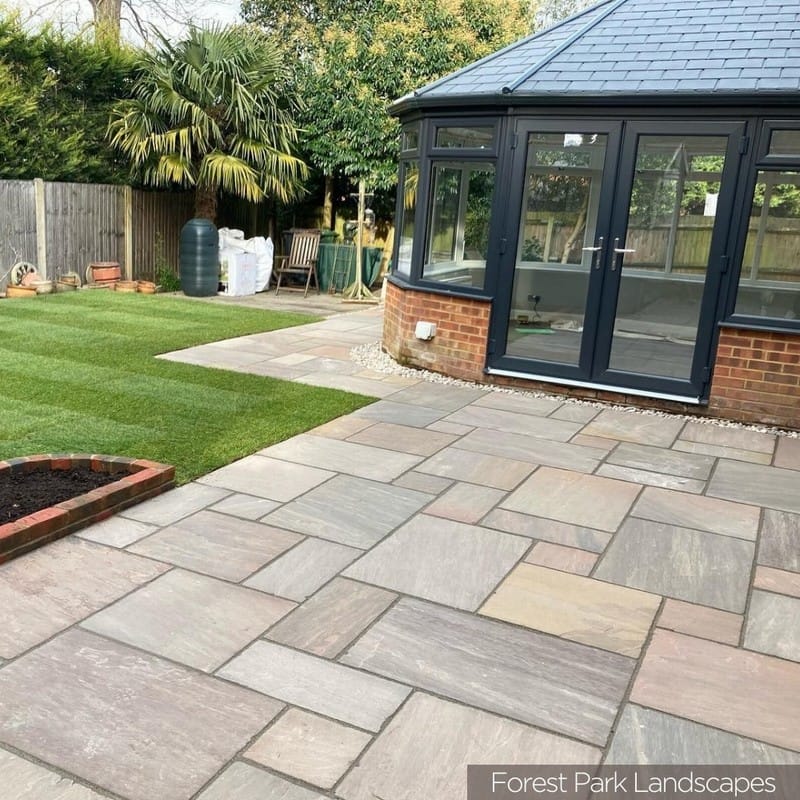 Kebur Natural Sandstone Autumn Brown Paving - Image 4