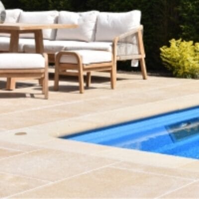 Contempo porcelain and natural stone