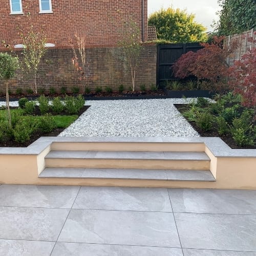 Modern Courtyard (3)