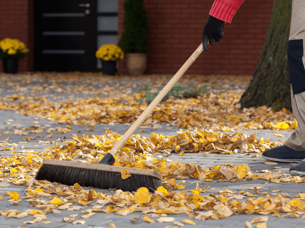 Get your garden ready for the cold months with Kebur Garden Materials. Strengthen fences, improve drainage, clean and seal patios, and mulch your beds for lasting protection.