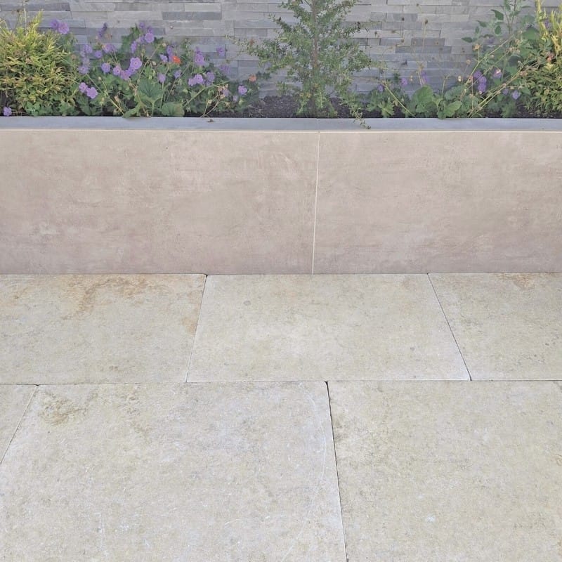 Oro Washed and Tumbled Egyptian Limestone Paving 900x600mm - Image 5